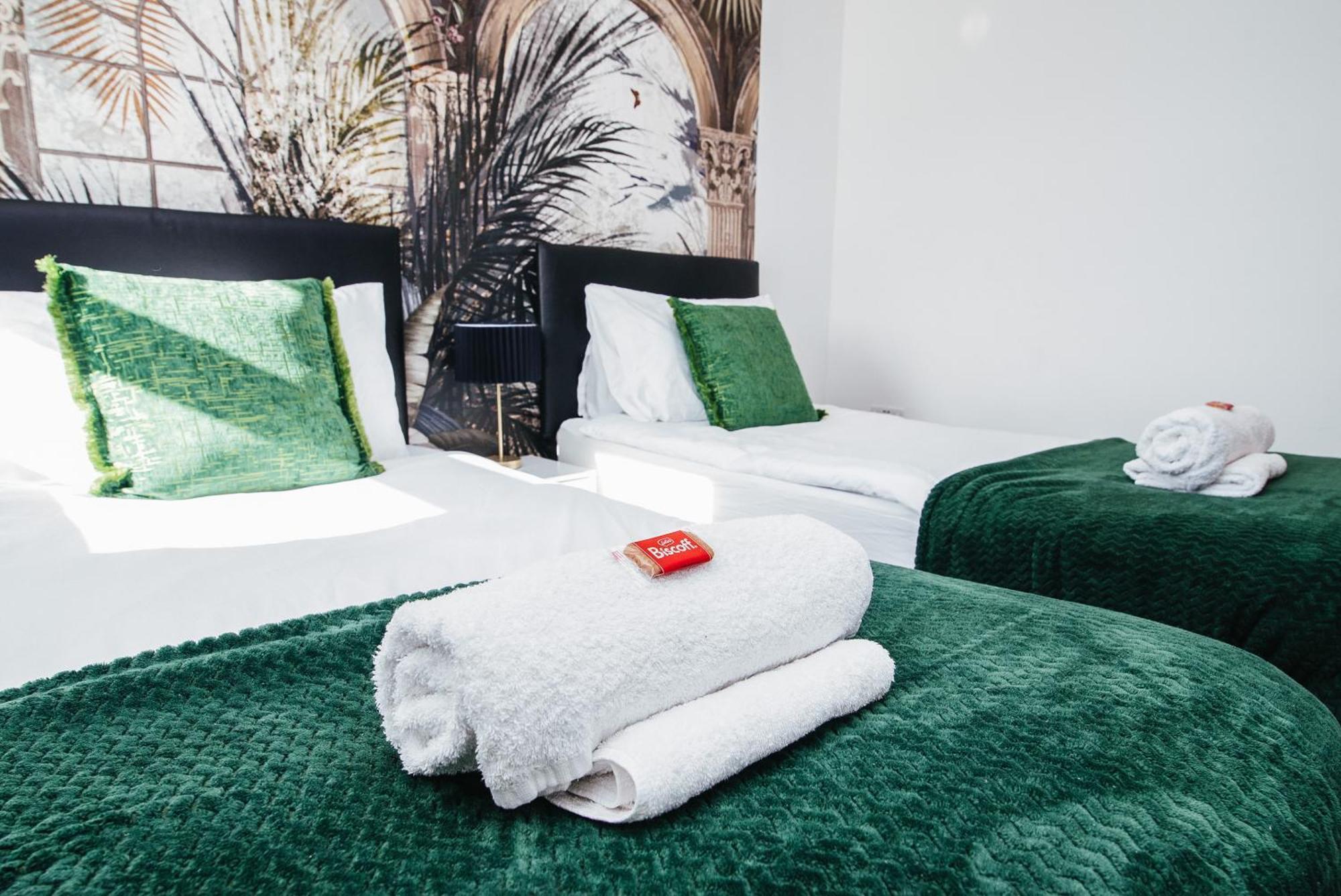 Town Centre Penthouse - Near Airport & Train Station * Luton (Bedfordshire)