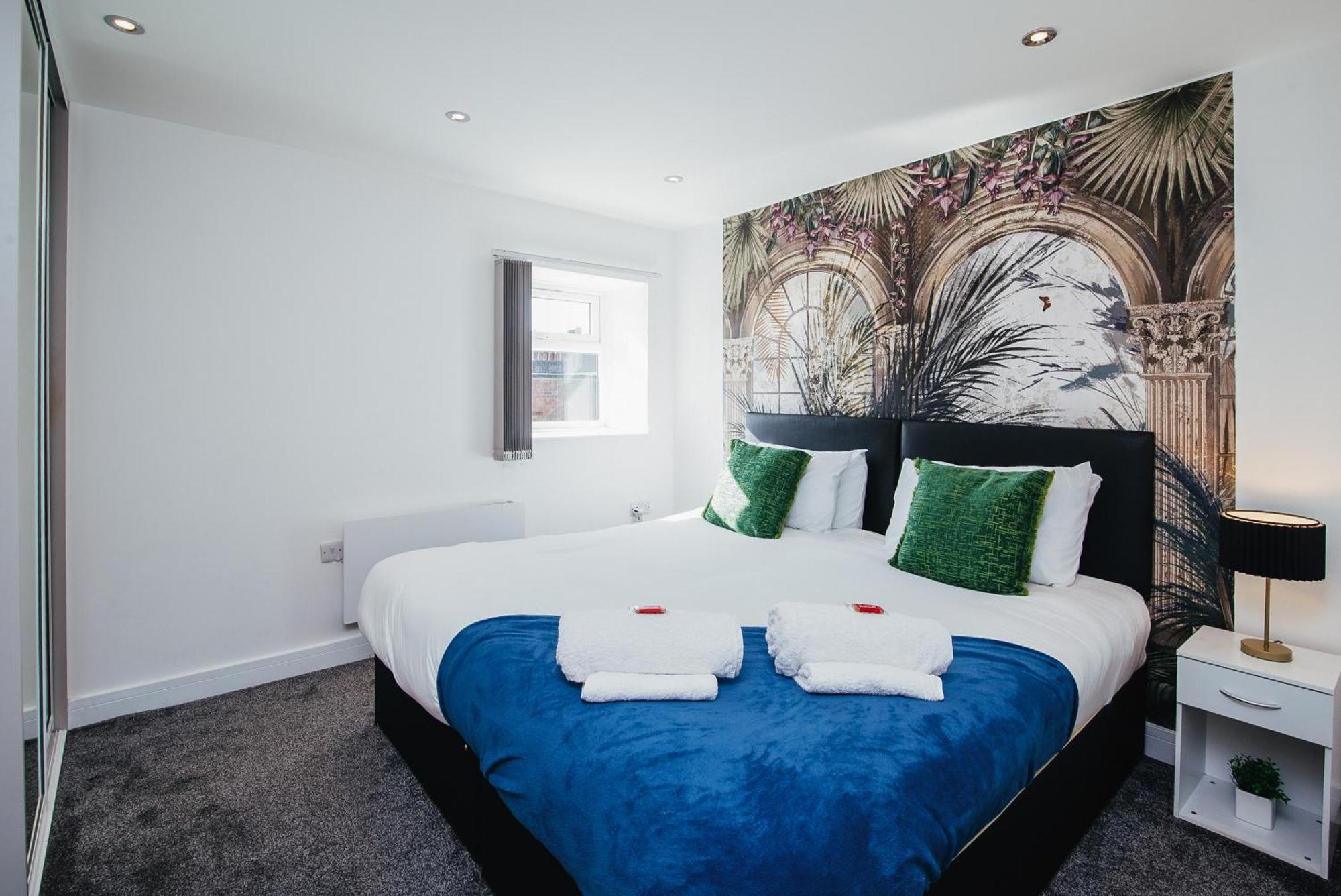 Town Centre Penthouse - Near Airport & Train Station * Luton (Bedfordshire)