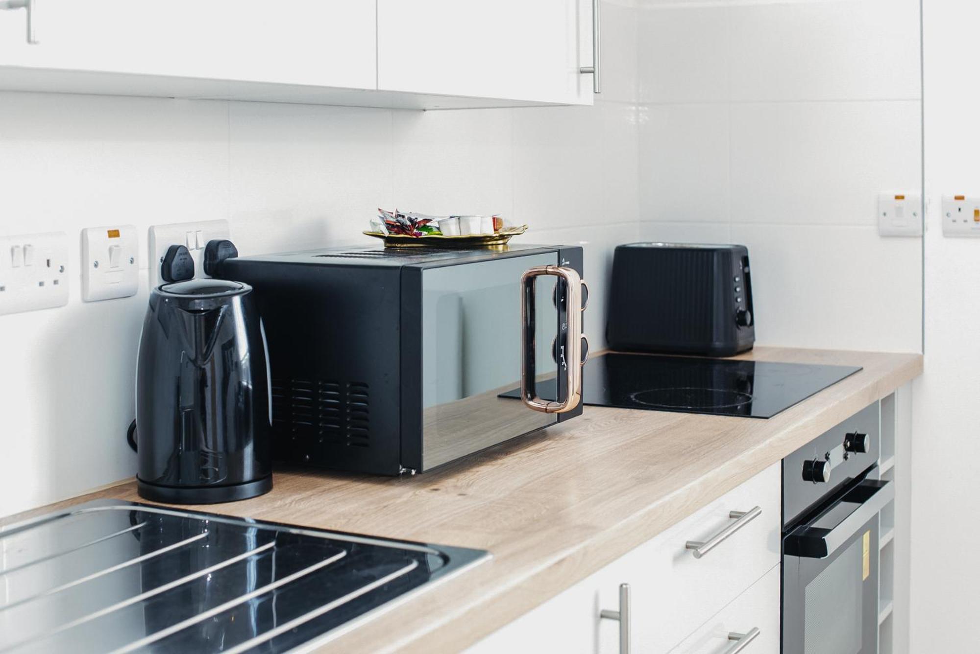 Town Centre Penthouse - Near Airport & Train Station Apartment Luton (Bedfordshire)